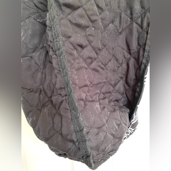 BUCKHEAD BETTIES Full Length Quilted Travel Garment Bag Black White Geometric - Picture 10 of 14